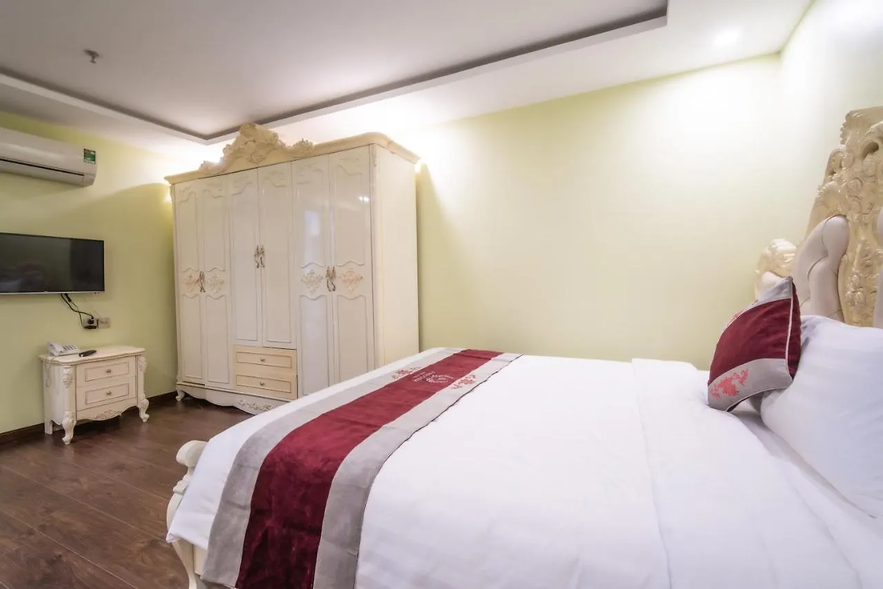 Le Indochina Hotel & Beach Da Nang City 4*,